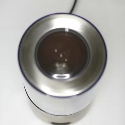 2つ1つの注文のコーヒー豆挽器に付きおよび1半自動冷たいミルクに付き泡立てる 2を搾り出すため
